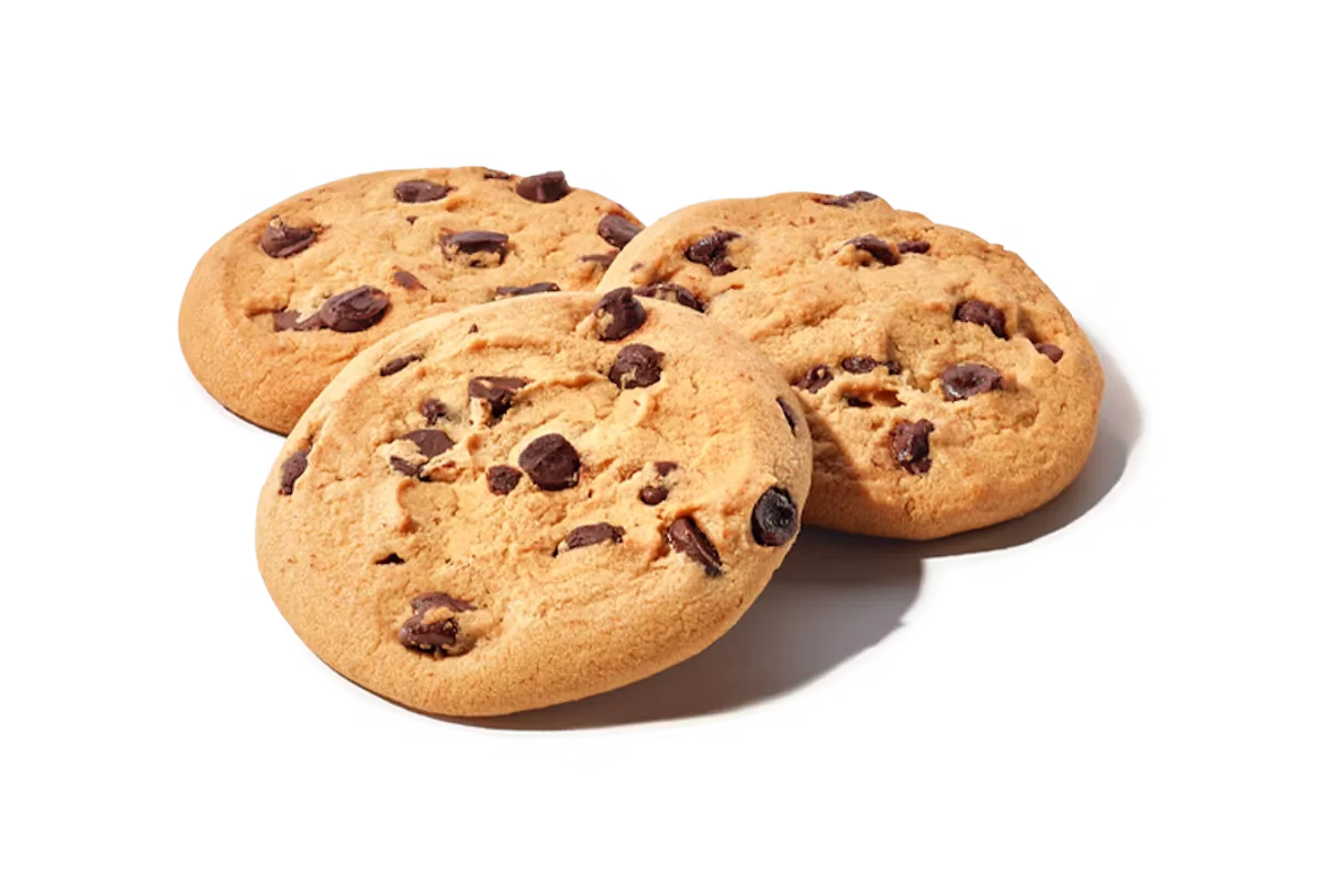 Zaxby's Chocolate Chip Cookies, featuring warm, freshly baked cookies with rich chocolate chips.