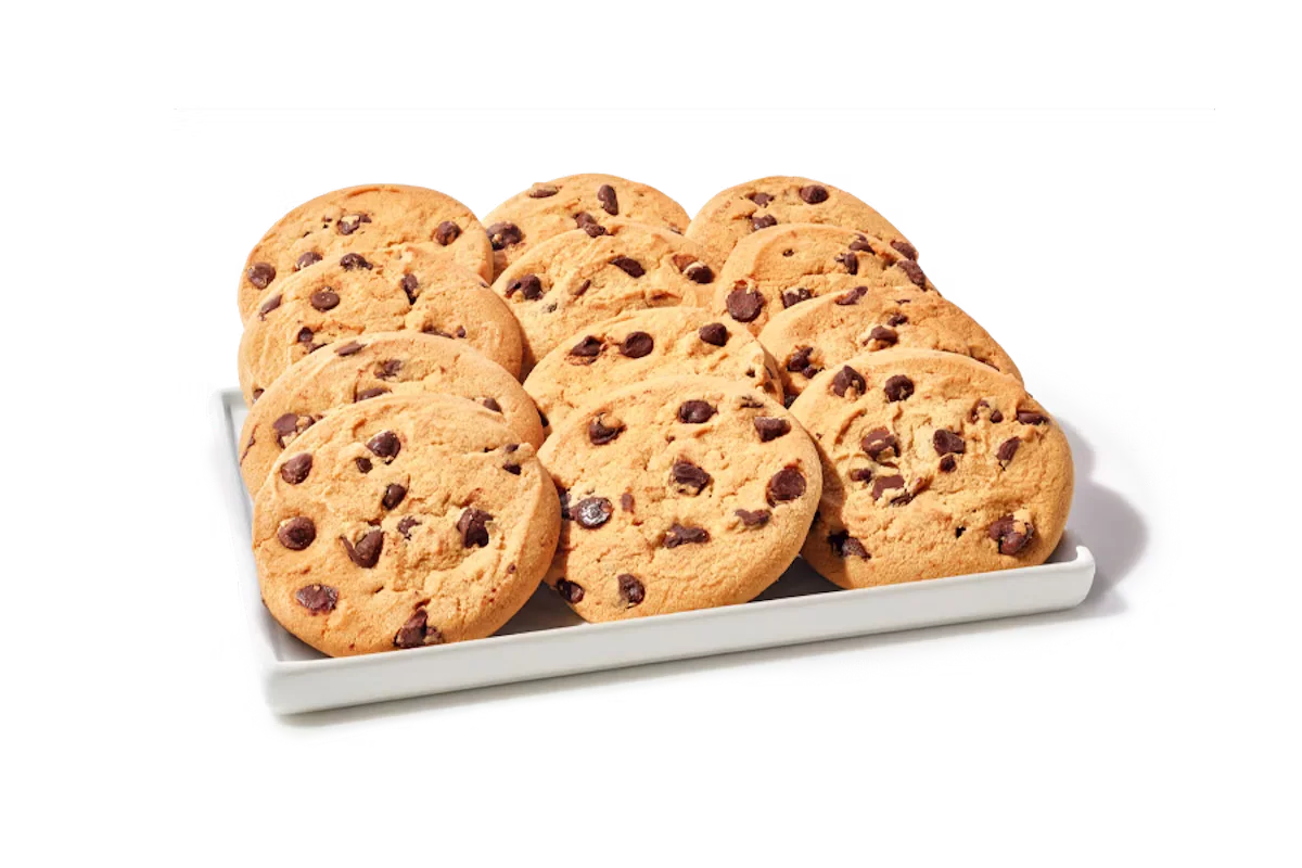Zaxby’s Cookie Platter featuring an assortment of freshly baked chocolate chip cookies arranged on a catering tray