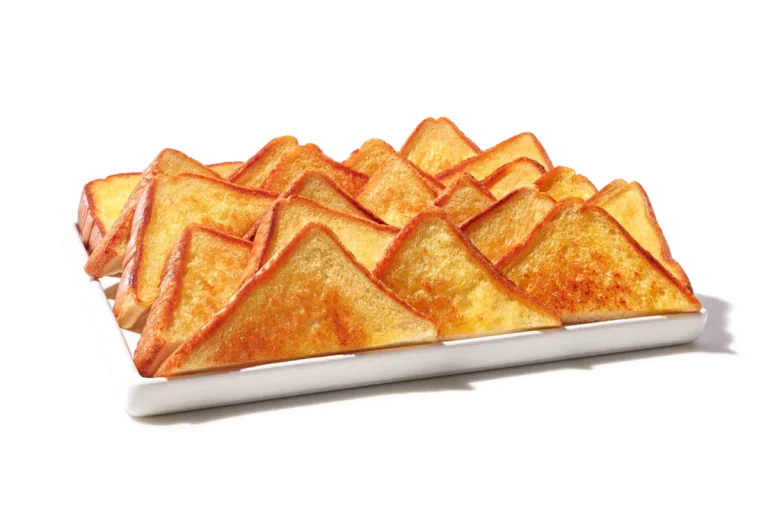 Zaxby's Texas Toast Platter, featuring 20 half slices of thick-cut toast grilled with signature garlic spread.